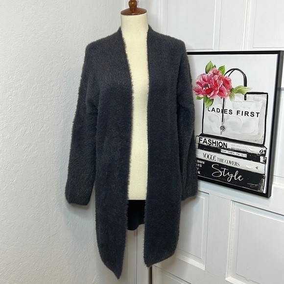 Olivaceous Gray Fuzzy Cardigan Size M - Picture 1 of 7